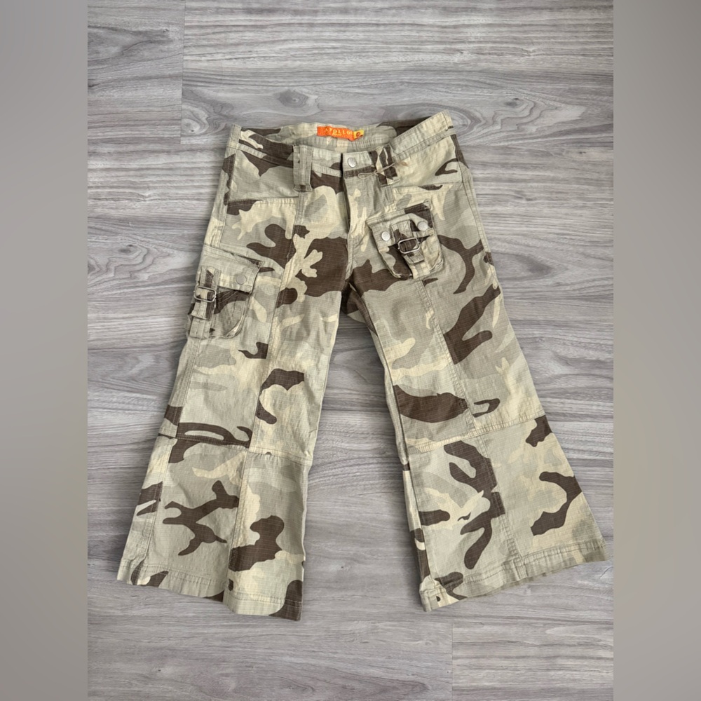 Y2K Apollo Jeans Camo Capri Flair Pant Size 0-2